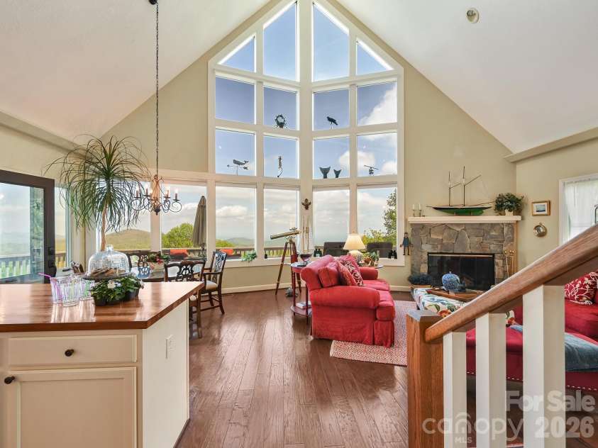 107 Fawns Rest None, Black Mountain, NC 28711.  MLS# CAR4367737, YatesRealty ID 11533. 