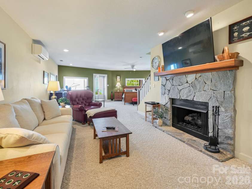 107 Fawns Rest None, Black Mountain, NC 28711.  MLS# CAR4367737, YatesRealty ID 11533. 