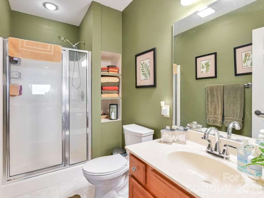 107 Fawns Rest None, Black Mountain, NC 28711.  MLS# CAR4367737, YatesRealty ID 11533. 
