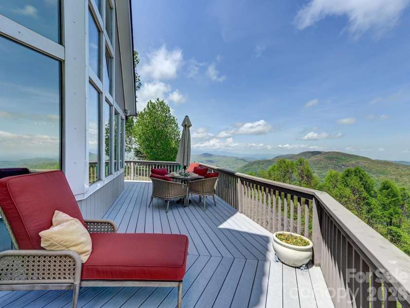 107 Fawns Rest None, Black Mountain, NC 28711.  MLS# CAR4367737, YatesRealty ID 11533. 