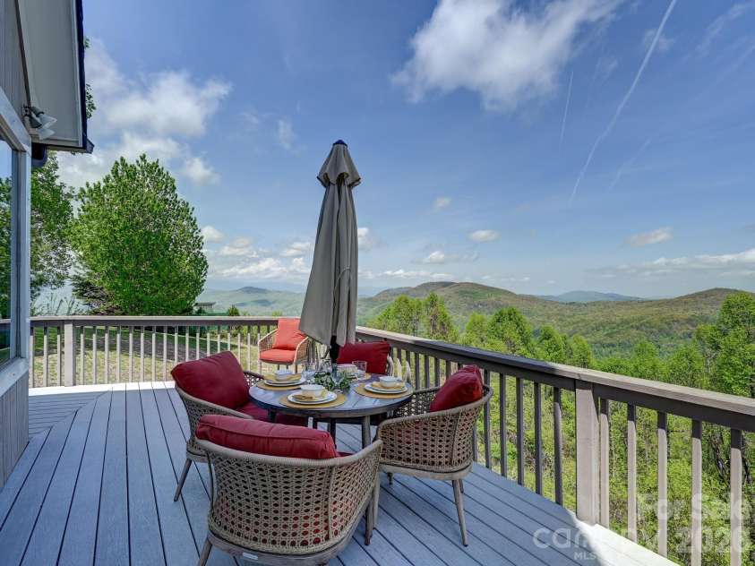 107 Fawns Rest None, Black Mountain, NC 28711.  MLS# CAR4367737, YatesRealty ID 11533. 