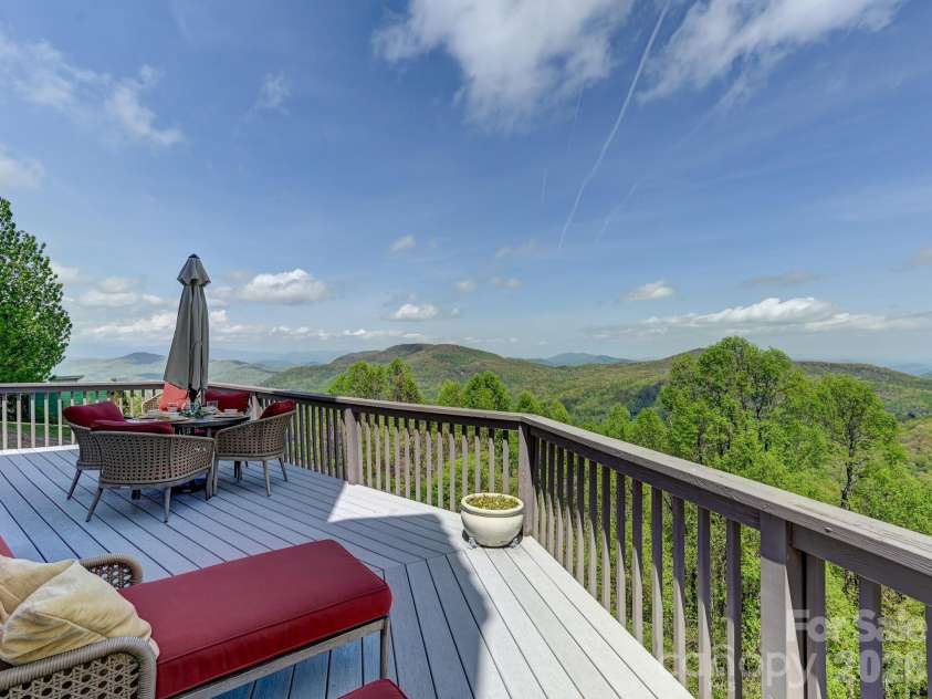 107 Fawns Rest None, Black Mountain, NC 28711.  MLS# CAR4367737, YatesRealty ID 11533. 