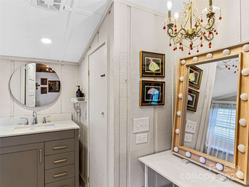 175 Village Lane, Mars Hill, NC 28754.  MLS# CAR4256535, YatesRealty ID 11533. 