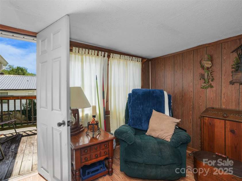 177 Dewey Avenue, Canton, NC 28716.  MLS# CAR4297479, YatesRealty ID 11536. 
