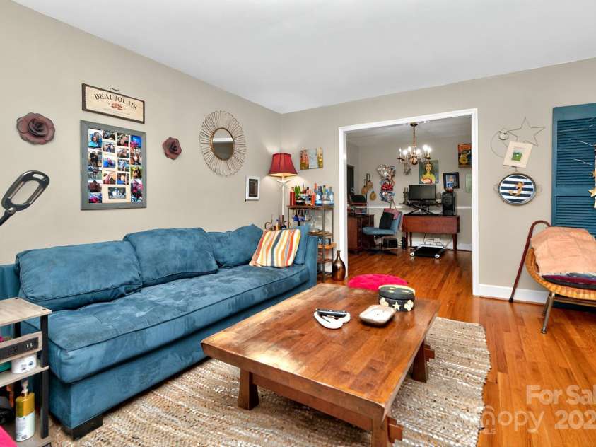 3430 Rea Road, Charlotte, NC 28226.  MLS# CAR4256646, YatesRealty ID 11536. 