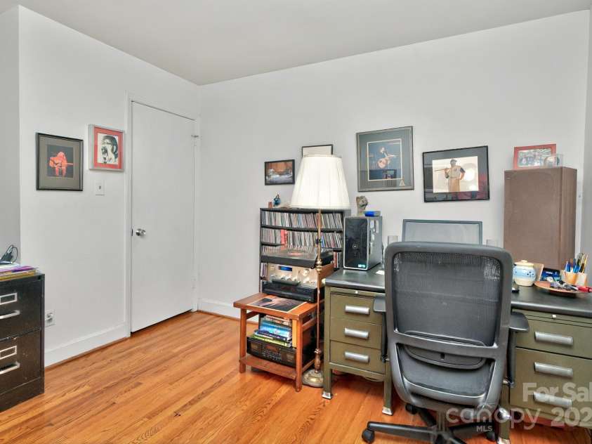 3430 Rea Road, Charlotte, NC 28226.  MLS# CAR4256646, YatesRealty ID 11536. 