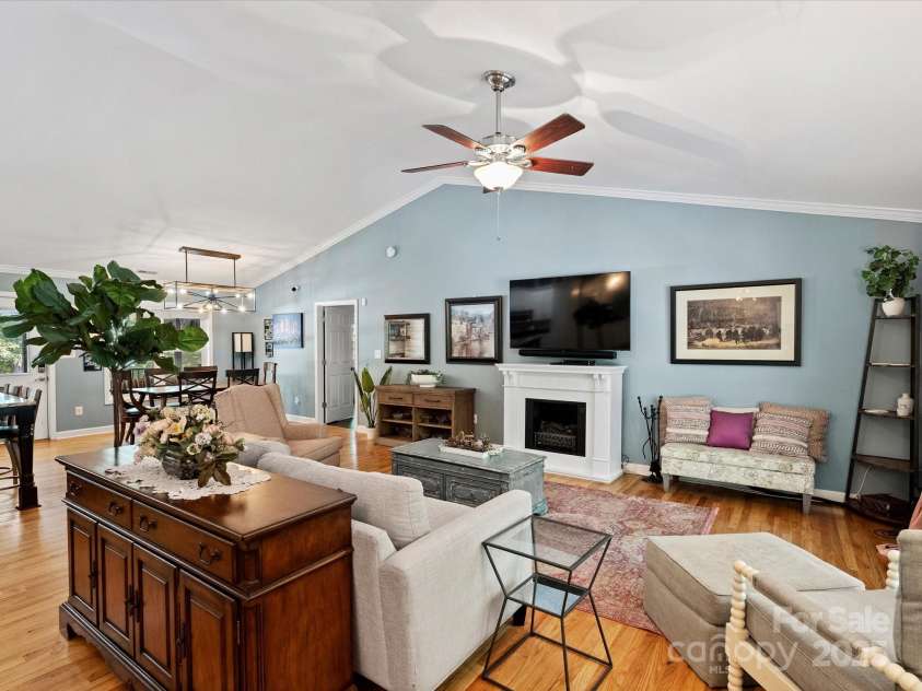 10545 Mount Holly Huntersville Road, Huntersville, NC 28078.  MLS# CAR4256695, YatesRealty ID 11538. Living Room