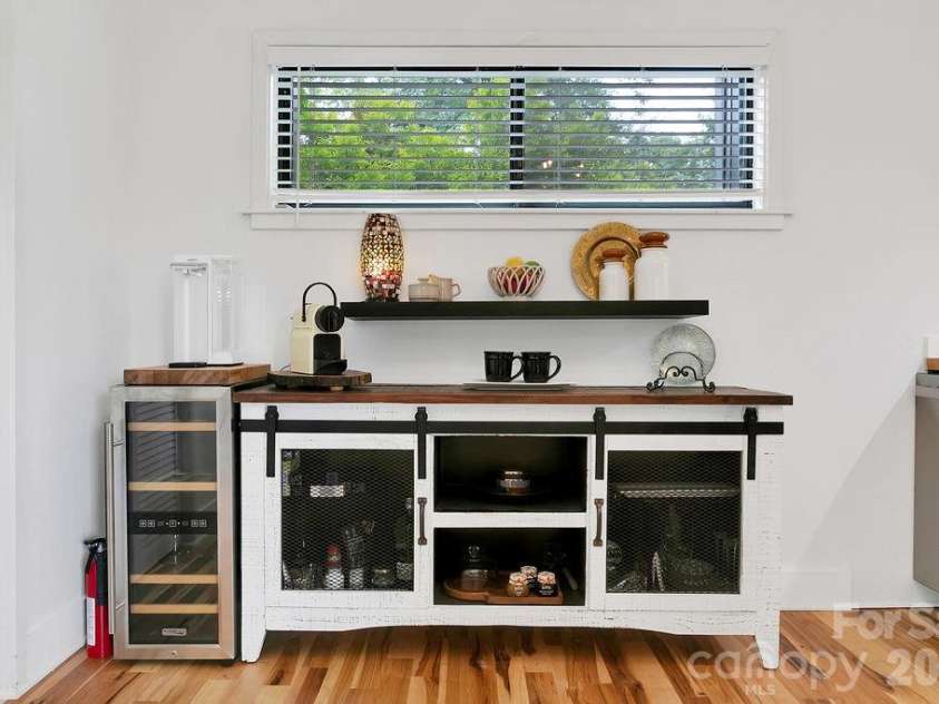 216 Tinequa Drive, Brevard, NC 28712.  MLS# CAR4365636, YatesRealty ID 11539. Coffee anyone?