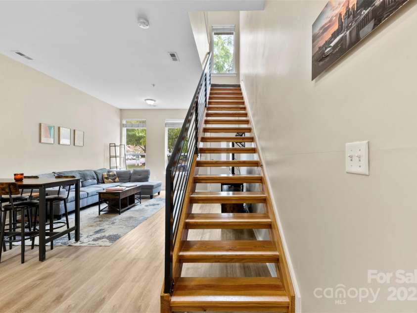 3239 Wesley Avenue, Charlotte, NC 28205.  MLS# CAR4299925, YatesRealty ID 1154. 