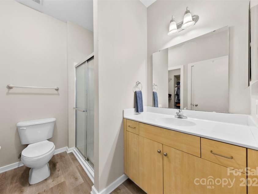 3239 Wesley Avenue, Charlotte, NC 28205.  MLS# CAR4299925, YatesRealty ID 1154. 