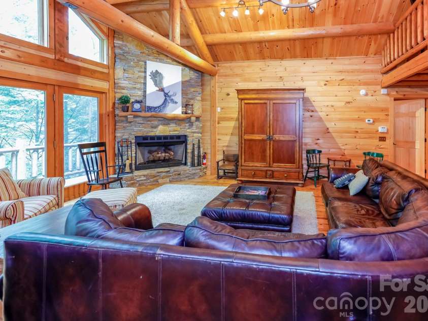 184 Sunlight Path, Lake Lure, NC 28746.  MLS# CAR4365835, YatesRealty ID 11542. 