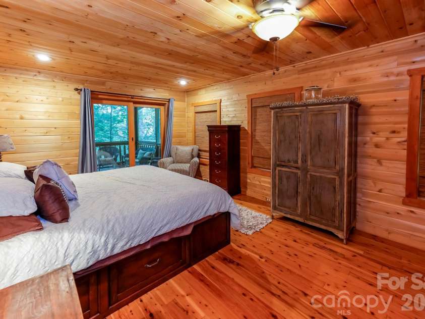 184 Sunlight Path, Lake Lure, NC 28746.  MLS# CAR4365835, YatesRealty ID 11542. 