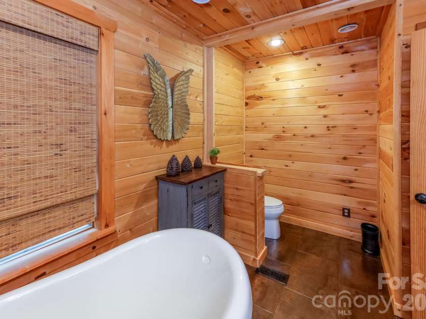 184 Sunlight Path, Lake Lure, NC 28746.  MLS# CAR4365835, YatesRealty ID 11542. 