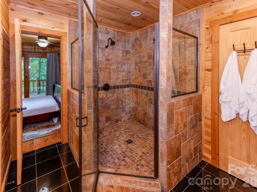 184 Sunlight Path, Lake Lure, NC 28746.  MLS# CAR4365835, YatesRealty ID 11542. 