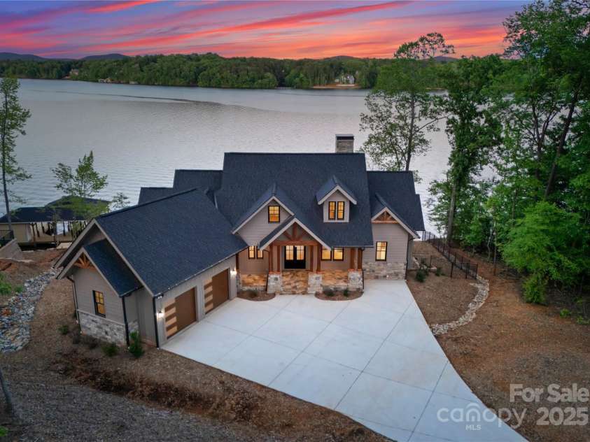 8058 Edgewater Drive, Norwood, NC 28128.  MLS# CAR4248067, YatesRealty ID 11542. 