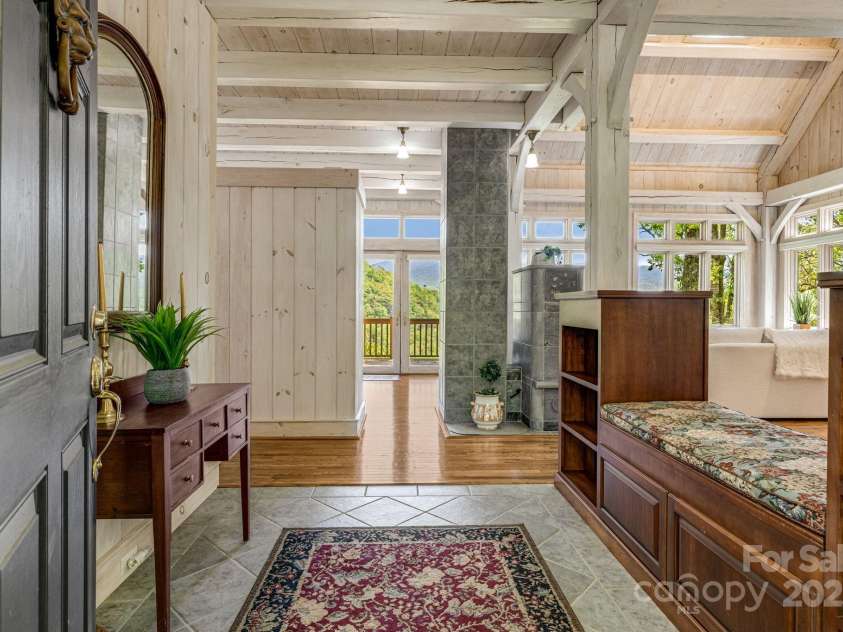 33 Great Aspen Way, Black Mountain, NC 28711.  MLS# CAR4254990, YatesRealty ID 11543. 