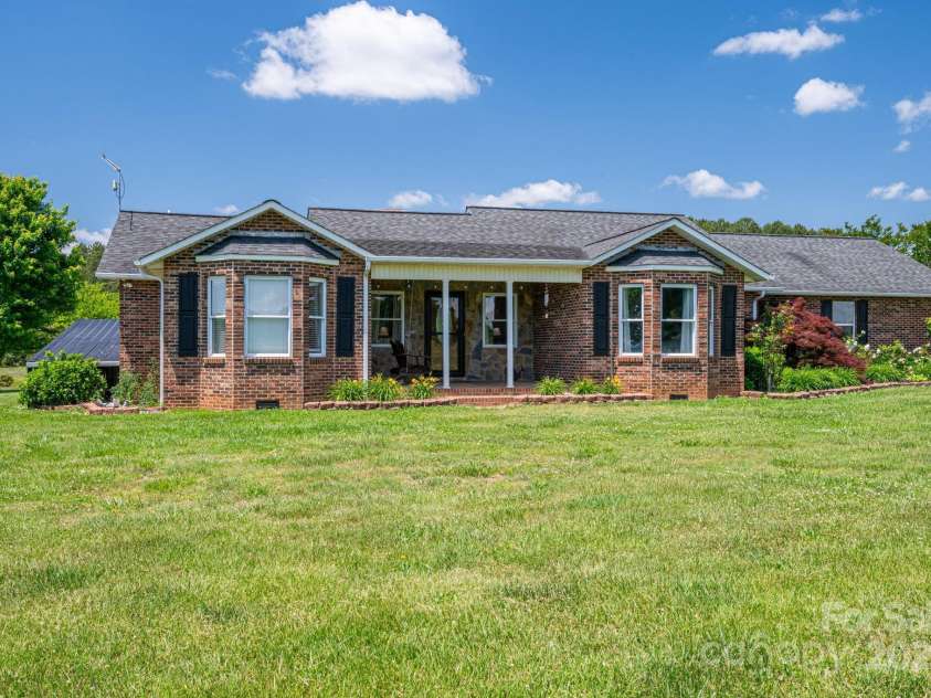 5873 Alexis Lane, Vale, NC 28168.  MLS# CAR4256997, YatesRealty ID 11544. 