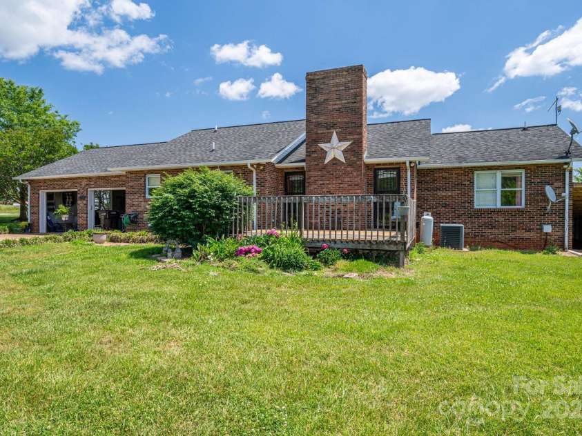 5873 Alexis Lane, Vale, NC 28168.  MLS# CAR4256997, YatesRealty ID 11544. 