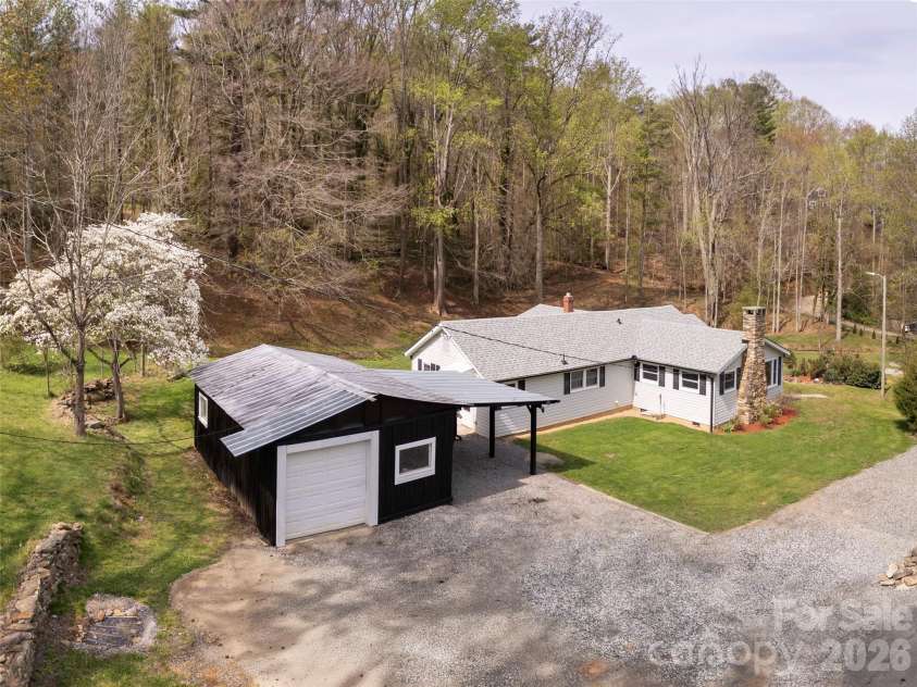 91 Rice Branch Road, Asheville, NC 28804.  MLS# CAR4366116, YatesRealty ID 11544. 