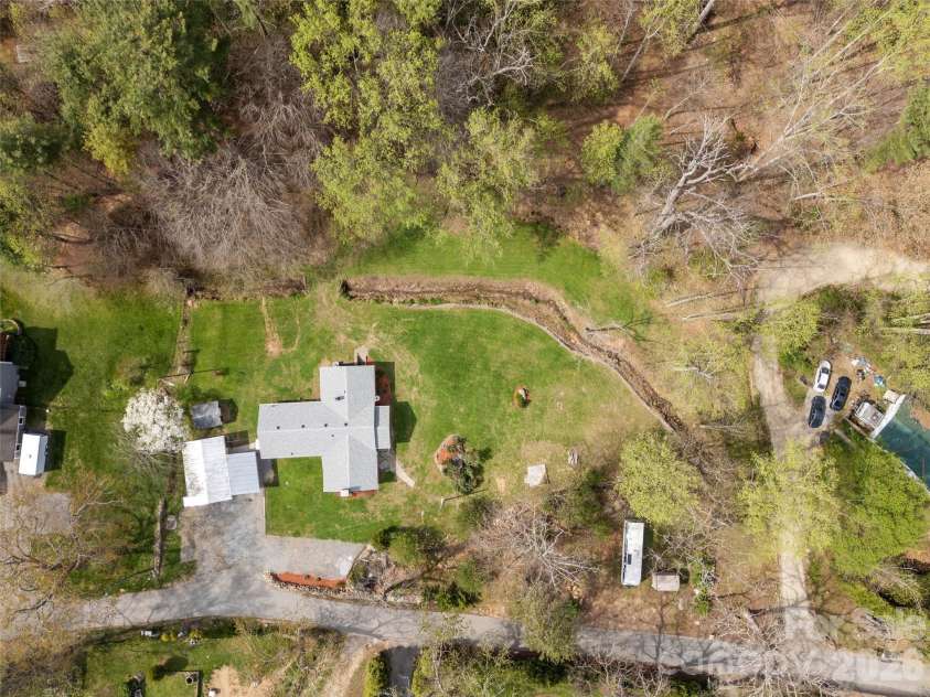 91 Rice Branch Road, Asheville, NC 28804.  MLS# CAR4366116, YatesRealty ID 11544. 
