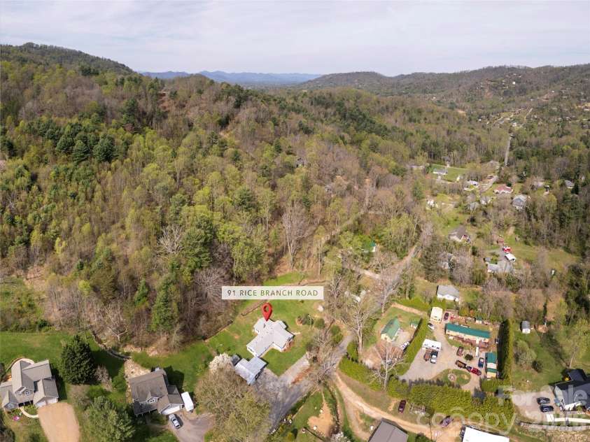91 Rice Branch Road, Asheville, NC 28804.  MLS# CAR4366116, YatesRealty ID 11544. 