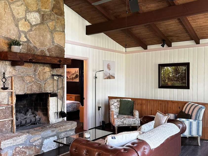 17 Village Way, Sapphire, NC 28774.  MLS# CAR4256593, YatesRealty ID 11545. Living Room