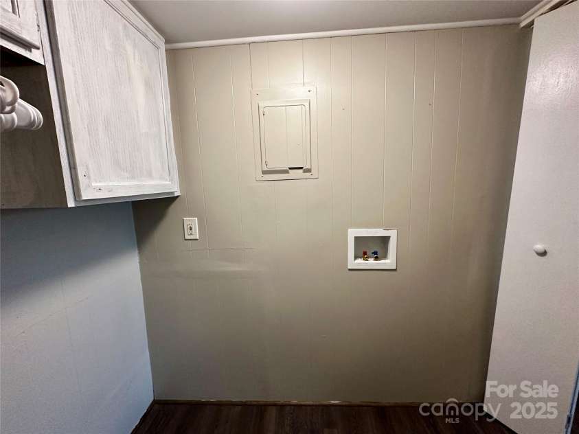 17 Village Way, Sapphire, NC 28774.  MLS# CAR4256593, YatesRealty ID 11545. Washer/Dryer Hookup