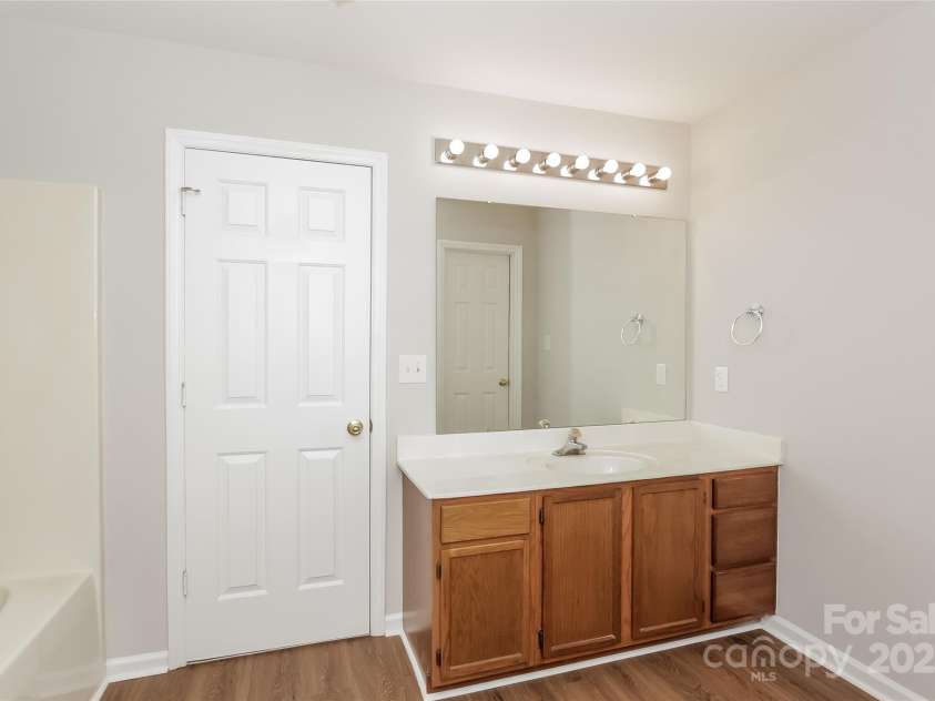 6111 Panache Drive, Matthews, NC 28104.  MLS# CAR4245914, YatesRealty ID 11547. 