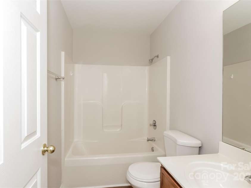 6111 Panache Drive, Matthews, NC 28104.  MLS# CAR4245914, YatesRealty ID 11547. 