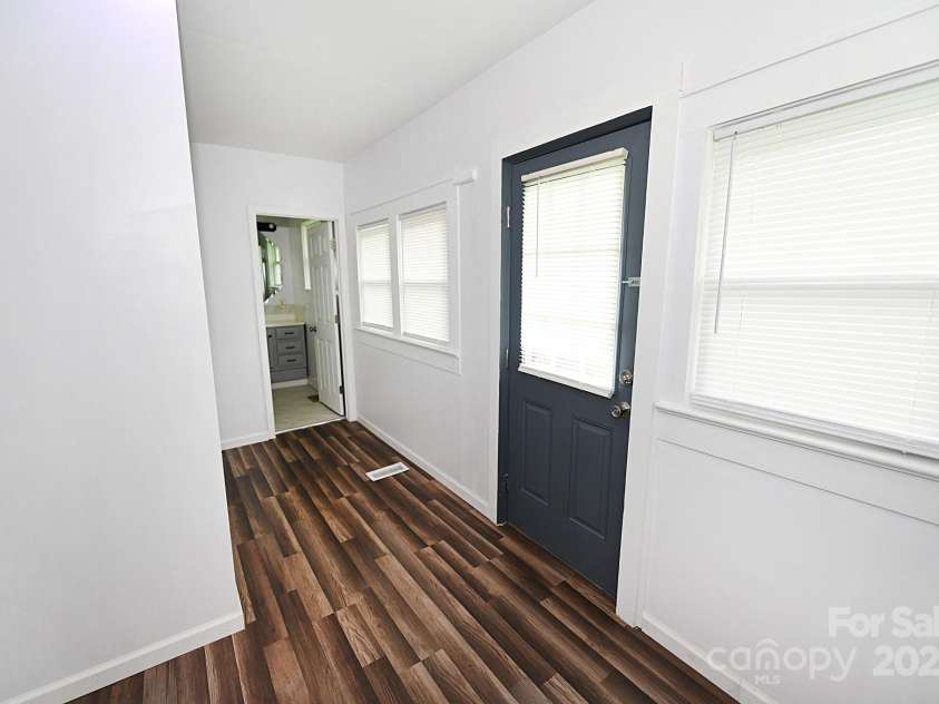 106 Virginia Street, Lenoir, NC 28645.  MLS# CAR4282225, YatesRealty ID 11548. 