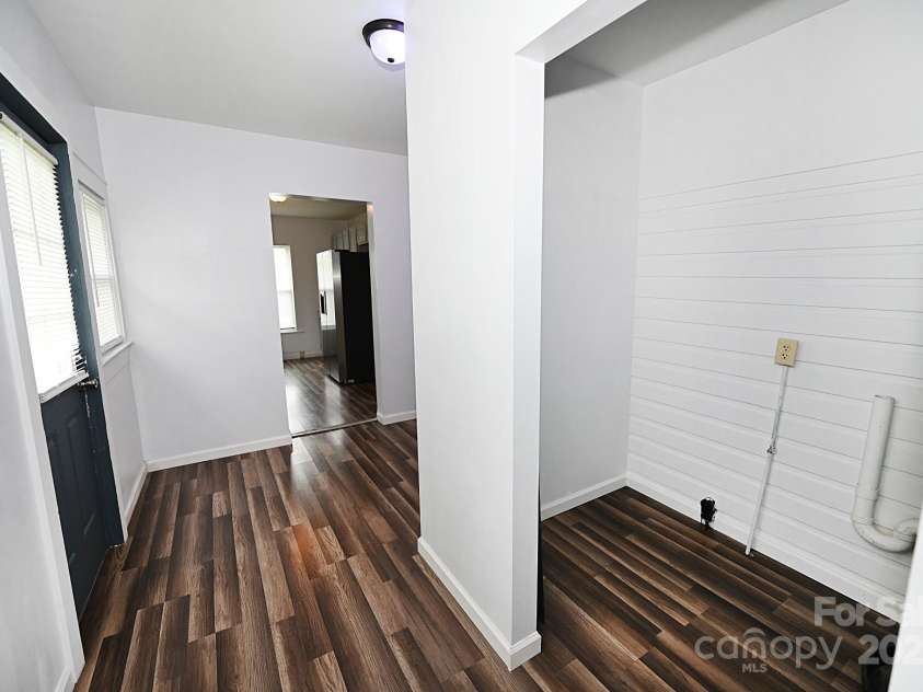 106 Virginia Street, Lenoir, NC 28645.  MLS# CAR4282225, YatesRealty ID 11548. 