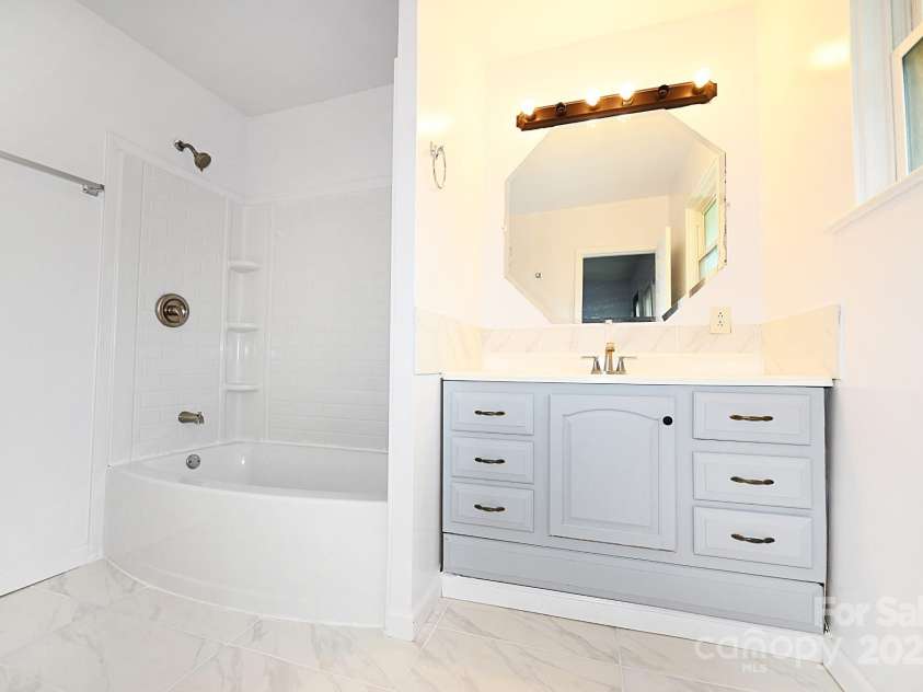 106 Virginia Street, Lenoir, NC 28645.  MLS# CAR4282225, YatesRealty ID 11548. 