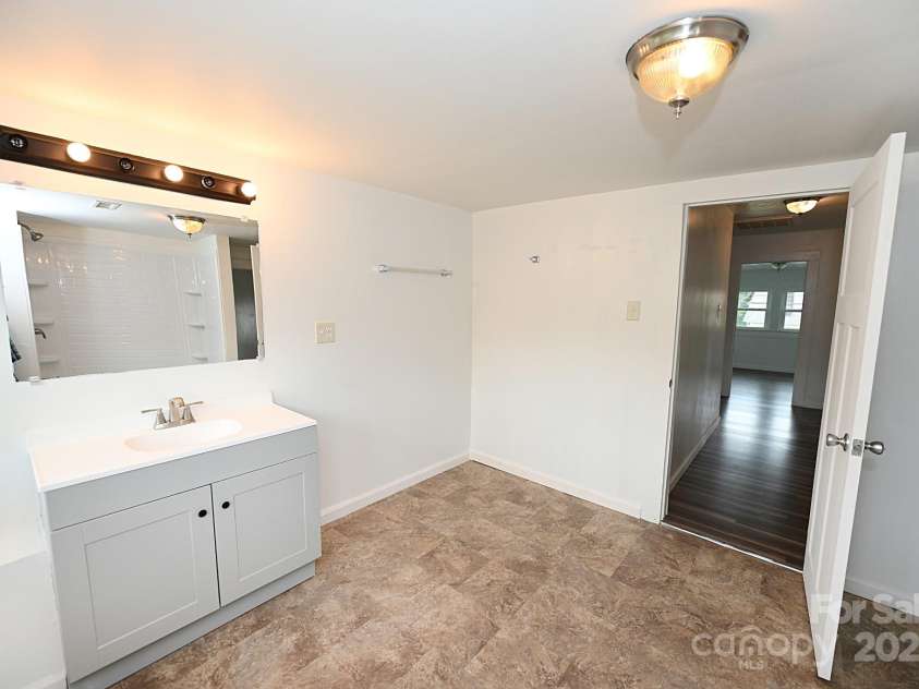 106 Virginia Street, Lenoir, NC 28645.  MLS# CAR4282225, YatesRealty ID 11548. 