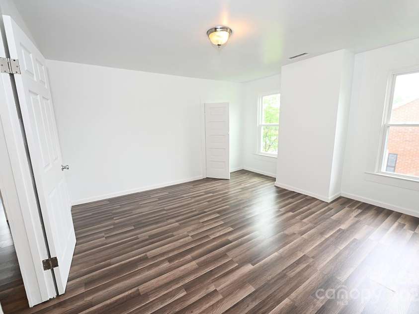 106 Virginia Street, Lenoir, NC 28645.  MLS# CAR4282225, YatesRealty ID 11548. 