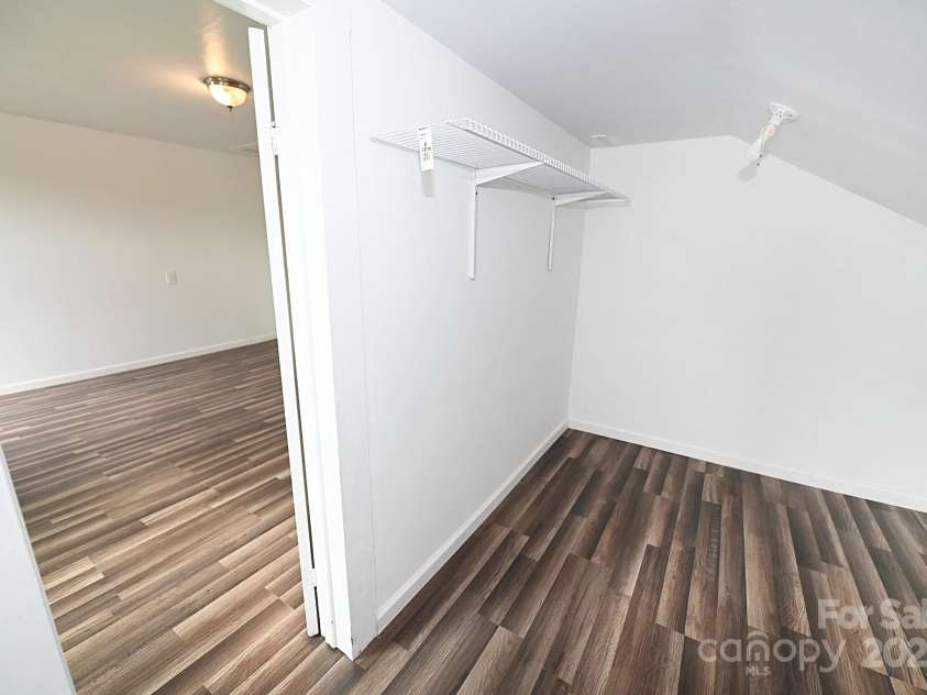 106 Virginia Street, Lenoir, NC 28645.  MLS# CAR4282225, YatesRealty ID 11548. 