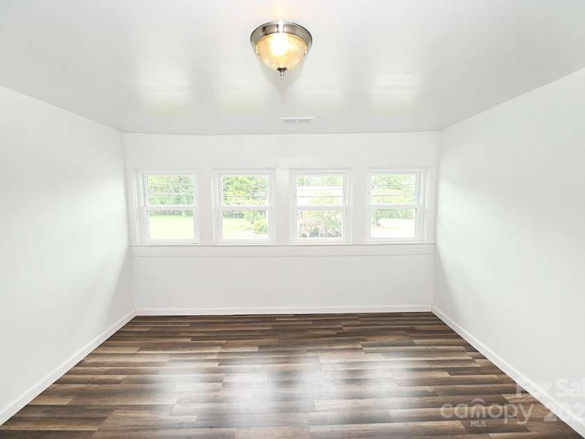 106 Virginia Street, Lenoir, NC 28645.  MLS# CAR4282225, YatesRealty ID 11548. 