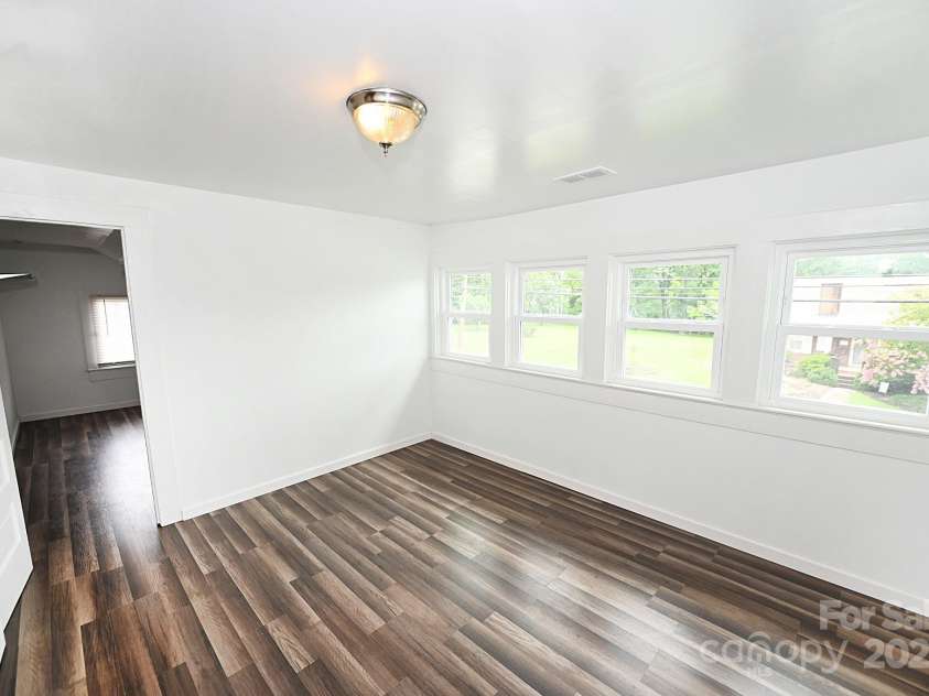 106 Virginia Street, Lenoir, NC 28645.  MLS# CAR4282225, YatesRealty ID 11548. 