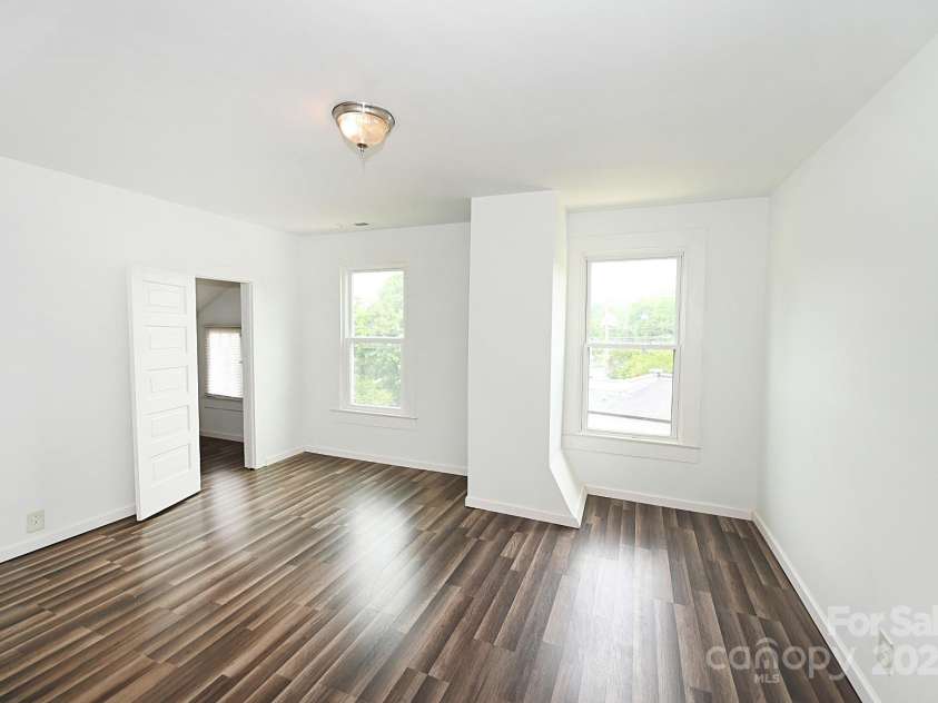 106 Virginia Street, Lenoir, NC 28645.  MLS# CAR4282225, YatesRealty ID 11548. 