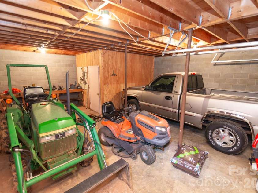 133 Harmony Hill, Sylva, NC 28725.  MLS# CAR4338240, YatesRealty ID 1155. 