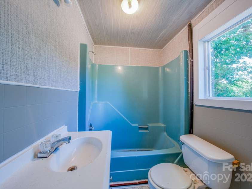 2550 Mount Home Church Road, Morganton, NC 28655.  MLS# CAR4178181, YatesRealty ID 1155. 