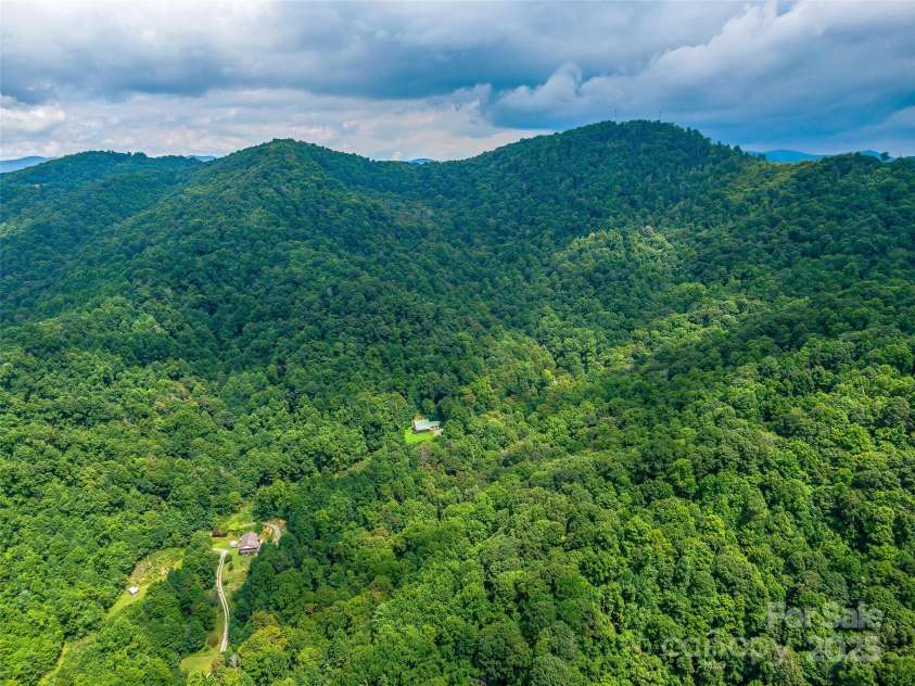 600 Charisma Drive, Marshall, NC 28753.  MLS# CAR4257073, YatesRealty ID 11550. 