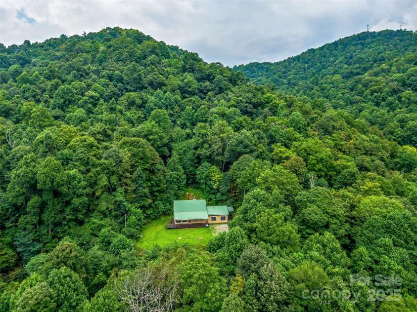 600 Charisma Drive, Marshall, NC 28753.  MLS# CAR4257073, YatesRealty ID 11550. 