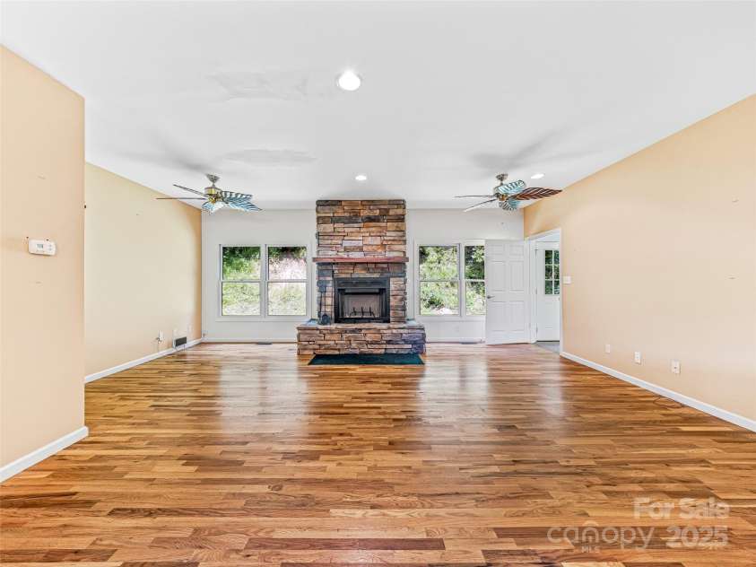 600 Charisma Drive, Marshall, NC 28753.  MLS# CAR4257073, YatesRealty ID 11550. 