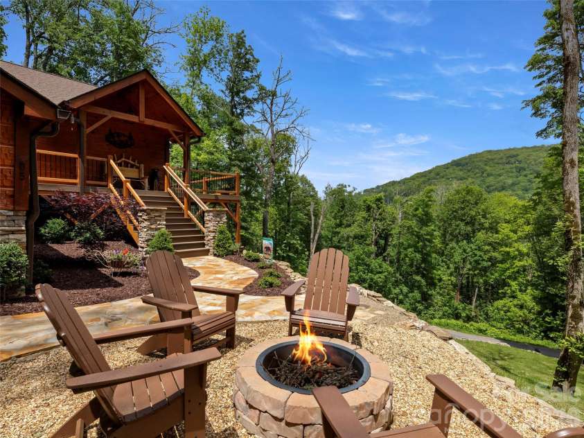 85 Iga Trail, Maggie Valley, NC 28751.  MLS# CAR4362781, YatesRealty ID 11552. 