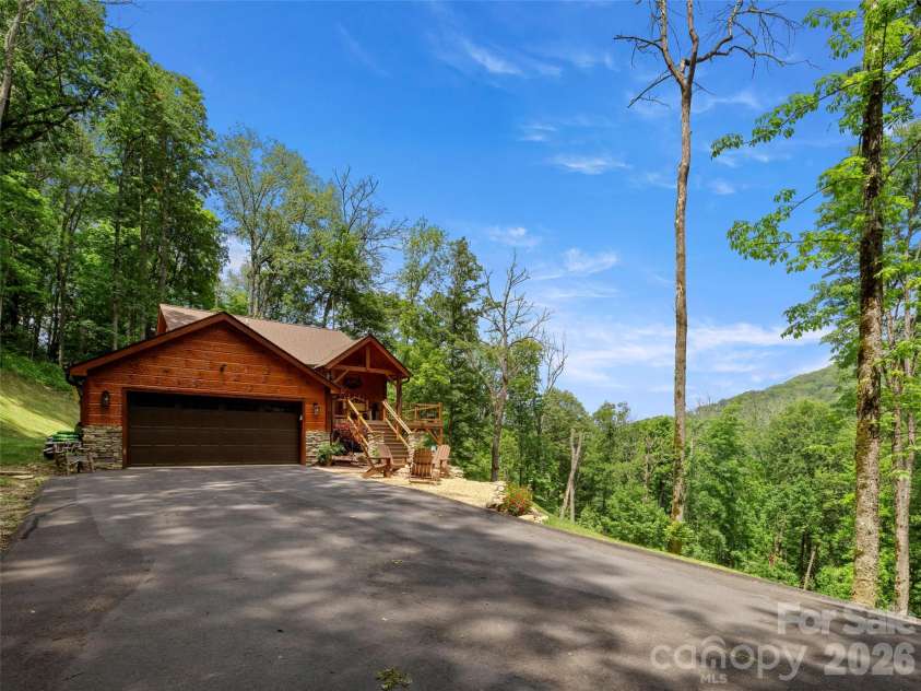 85 Iga Trail, Maggie Valley, NC 28751.  MLS# CAR4362781, YatesRealty ID 11552. 