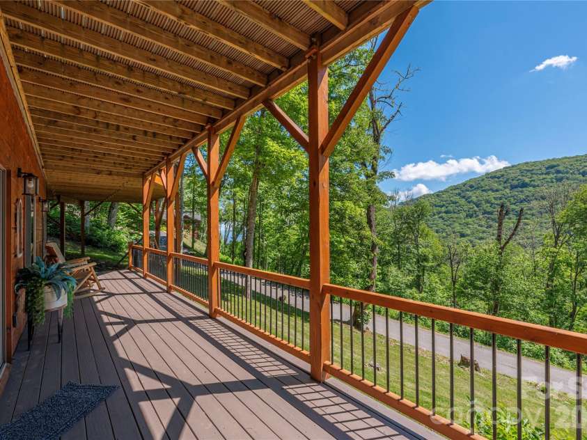 85 Iga Trail, Maggie Valley, NC 28751.  MLS# CAR4362781, YatesRealty ID 11552. 