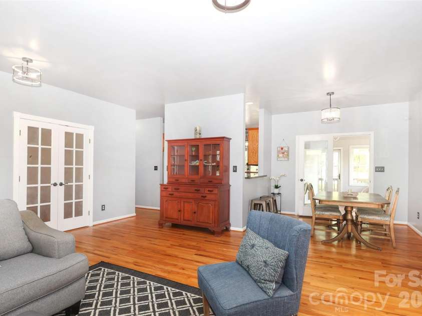 7982 King Arthurs Court, Denver, NC 28037.  MLS# CAR4361981, YatesRealty ID 11553. 