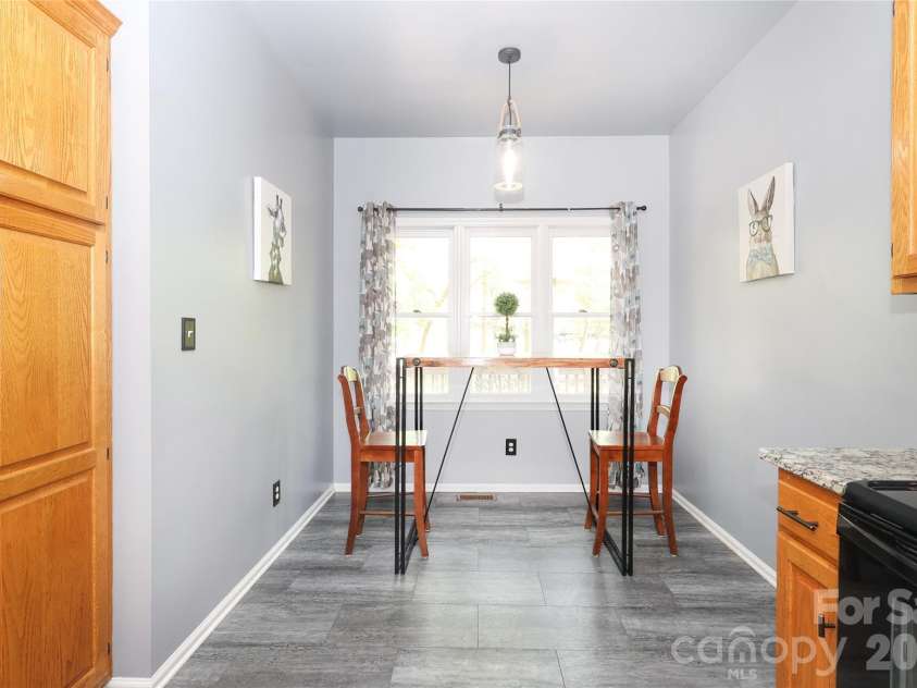 7982 King Arthurs Court, Denver, NC 28037.  MLS# CAR4361981, YatesRealty ID 11553. 