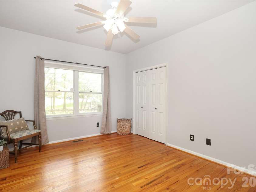 7982 King Arthurs Court, Denver, NC 28037.  MLS# CAR4361981, YatesRealty ID 11553. 