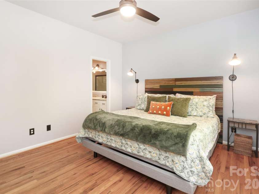 7982 King Arthurs Court, Denver, NC 28037.  MLS# CAR4361981, YatesRealty ID 11553. 